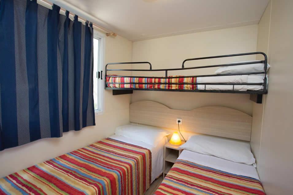 Chiclana Mobile House - Piscina , Wi-fi, Relax Farm stay Chiclana de la Frontera